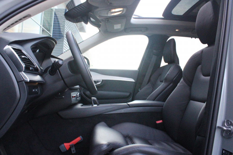 Volvo XC90 2.0 T8 455PK RECHARGE AWD ULTIMATE DARK | LUCHTVERING | PANORAMISCH SCHUIF / KANTELDAK | ELEKTRISCH UITKLAPBARE TREKHAAK | HEAD-UP DISPLAY | NAVIGATIE VIA GOOGLE-MAPS | ELEKTRISCH VERSTELBARE VOOR STOELEN MET GEHEUGEN | VOORSTOELEN VERWARMBAAR | ACHTERBANK VERWARMBAAR | 360° CAMERA | HARMAN / KARDON PREMIUM AUDIO SYSTEEM | APPLE CARPLAY / ANDROID-AUTO | KEYLESS ENTRY / START | STANDKACHEL | EXTRA GETINTE ACHTER RUITEN | VERDUISTERINGS GORDIJNEN ACHTER PORTIEREN | KINDERVERHOGING ACHTERBANK | ELEKTRISCHE ACHTERKLEP MET SENSOR |