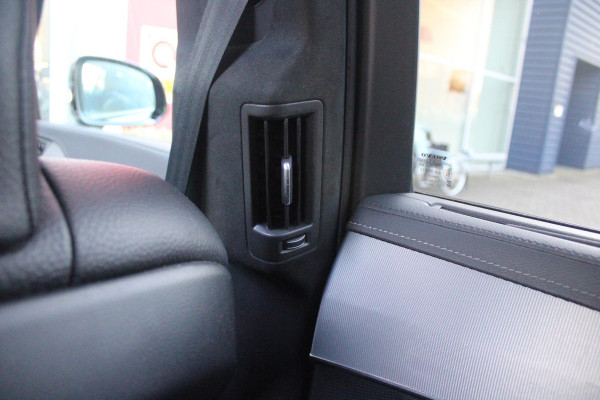 Volvo XC90 2.0 T8 455PK RECHARGE AWD ULTIMATE DARK | LUCHTVERING | PANORAMISCH SCHUIF / KANTELDAK | ELEKTRISCH UITKLAPBARE TREKHAAK | HEAD-UP DISPLAY | NAVIGATIE VIA GOOGLE-MAPS | ELEKTRISCH VERSTELBARE VOOR STOELEN MET GEHEUGEN | VOORSTOELEN VERWARMBAAR | ACHTERBANK VERWARMBAAR | 360° CAMERA | HARMAN / KARDON PREMIUM AUDIO SYSTEEM | APPLE CARPLAY / ANDROID-AUTO | KEYLESS ENTRY / START | STANDKACHEL | EXTRA GETINTE ACHTER RUITEN | VERDUISTERINGS GORDIJNEN ACHTER PORTIEREN | KINDERVERHOGING ACHTERBANK | ELEKTRISCHE ACHTERKLEP MET SENSOR |