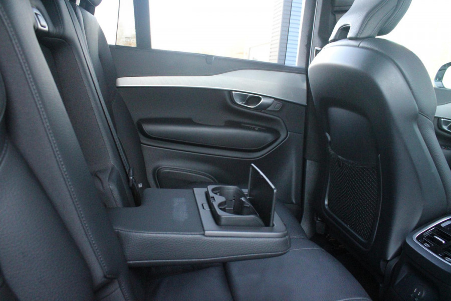 Volvo XC90 2.0 T8 455PK RECHARGE AWD ULTIMATE DARK | LUCHTVERING | PANORAMISCH SCHUIF / KANTELDAK | ELEKTRISCH UITKLAPBARE TREKHAAK | HEAD-UP DISPLAY | NAVIGATIE VIA GOOGLE-MAPS | ELEKTRISCH VERSTELBARE VOOR STOELEN MET GEHEUGEN | VOORSTOELEN VERWARMBAAR | ACHTERBANK VERWARMBAAR | 360° CAMERA | HARMAN / KARDON PREMIUM AUDIO SYSTEEM | APPLE CARPLAY / ANDROID-AUTO | KEYLESS ENTRY / START | STANDKACHEL | EXTRA GETINTE ACHTER RUITEN | VERDUISTERINGS GORDIJNEN ACHTER PORTIEREN | KINDERVERHOGING ACHTERBANK | ELEKTRISCHE ACHTERKLEP MET SENSOR |