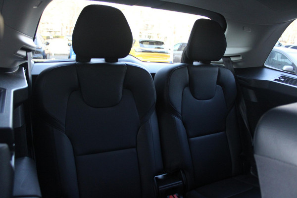 Volvo XC90 2.0 T8 455PK RECHARGE AWD ULTIMATE DARK | LUCHTVERING | PANORAMISCH SCHUIF / KANTELDAK | ELEKTRISCH UITKLAPBARE TREKHAAK | HEAD-UP DISPLAY | NAVIGATIE VIA GOOGLE-MAPS | ELEKTRISCH VERSTELBARE VOOR STOELEN MET GEHEUGEN | VOORSTOELEN VERWARMBAAR | ACHTERBANK VERWARMBAAR | 360° CAMERA | HARMAN / KARDON PREMIUM AUDIO SYSTEEM | APPLE CARPLAY / ANDROID-AUTO | KEYLESS ENTRY / START | STANDKACHEL | EXTRA GETINTE ACHTER RUITEN | VERDUISTERINGS GORDIJNEN ACHTER PORTIEREN | KINDERVERHOGING ACHTERBANK | ELEKTRISCHE ACHTERKLEP MET SENSOR |