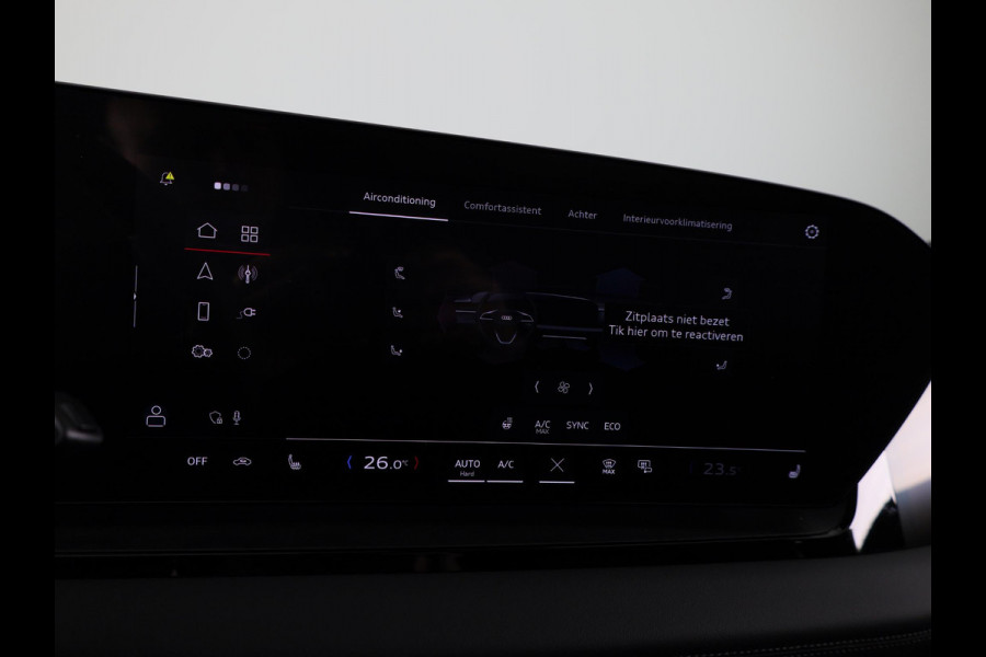 Audi Q6 e-tron S edition 83Kwh 252 pk SUV | Tech pakket plus | Glazen panoramadak | Lederen bekleding | Rode remzadels |