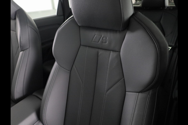 Audi Q6 e-tron S edition 83Kwh 252 pk SUV | Tech pakket plus | Glazen panoramadak | Lederen bekleding | Rode remzadels |