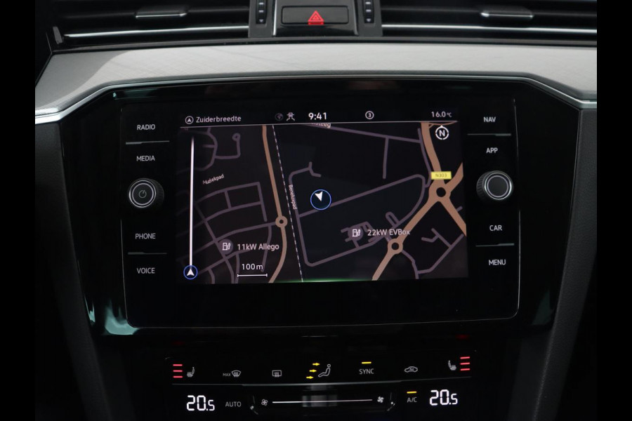 Volkswagen Passat 1.4 TSI PHEV GTE | Trekhaak | Stoelverwarming | Virtual Cockpit | Camera | Adaptive cruise | Carplay | Matrix LED | Navigatie | Climate control | Plug In