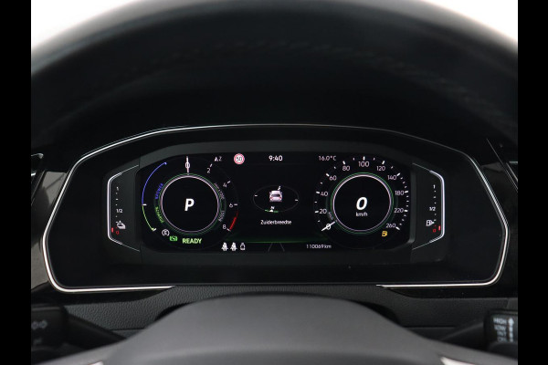 Volkswagen Passat 1.4 TSI PHEV GTE | Trekhaak | Stoelverwarming | Virtual Cockpit | Camera | Adaptive cruise | Carplay | Matrix LED | Navigatie | Climate control | Plug In