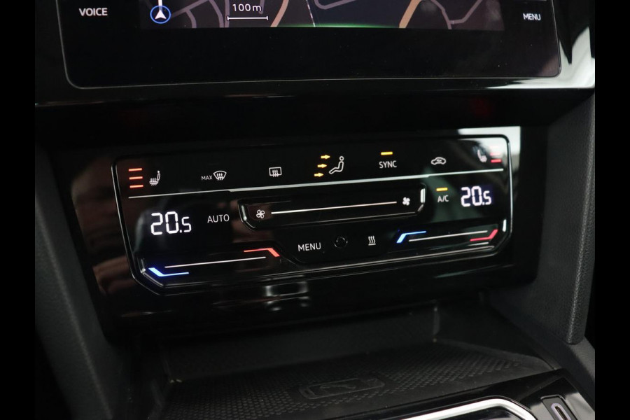 Volkswagen Passat 1.4 TSI PHEV GTE | Trekhaak | Stoelverwarming | Virtual Cockpit | Camera | Adaptive cruise | Carplay | Matrix LED | Navigatie | Climate control | Plug In