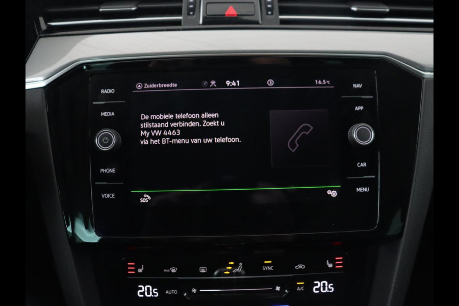 Volkswagen Passat 1.4 TSI PHEV GTE | Trekhaak | Stoelverwarming | Virtual Cockpit | Camera | Adaptive cruise | Carplay | Matrix LED | Navigatie | Climate control | Plug In