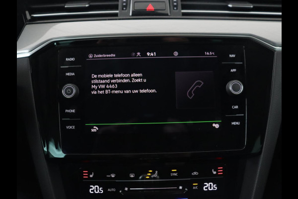 Volkswagen Passat 1.4 TSI PHEV GTE | Trekhaak | Stoelverwarming | Virtual Cockpit | Camera | Adaptive cruise | Carplay | Matrix LED | Navigatie | Climate control | Plug In