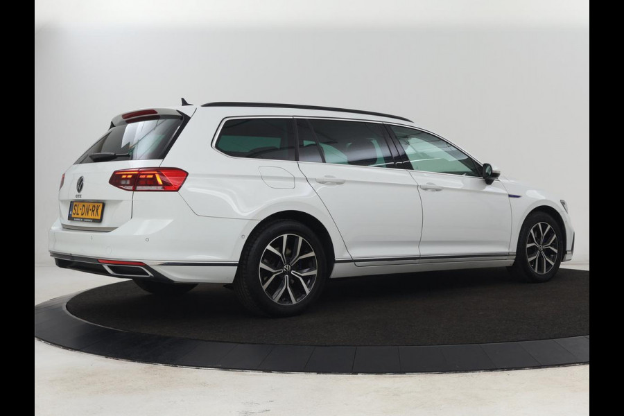 Volkswagen Passat 1.4 TSI PHEV GTE | Trekhaak | Stoelverwarming | Virtual Cockpit | Camera | Adaptive cruise | Carplay | Matrix LED | Navigatie | Climate control | Plug In