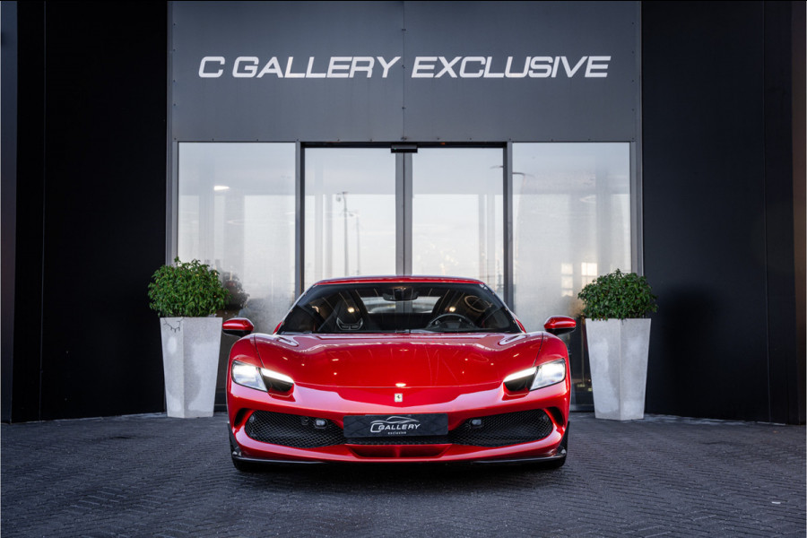 Ferrari 296 GTB 3.0 V6 - Rosso Imola | Origineel NL | Lift | Memory