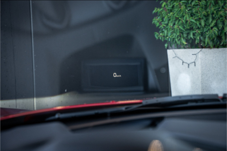 Ferrari 296 GTB 3.0 V6 - Rosso Imola | Origineel NL | Lift | Memory