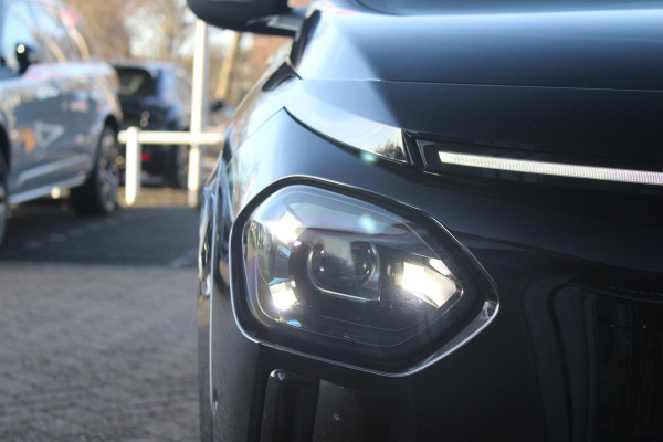 Lancia Ypsilon 1.2 110PK Turbo Hybrid LX | CAMERA VOOR/ ACHTER | ELEKTRISCH VERSTELBARE BESTUURDERSSTOEL | VELOURS BEKLEDING | STOEL VERWARMING | MASSAGEFUNCTIE BESTUURDERSSTOEL |  DRAADLOOS APPLE CARPLAY / ANDROID AUTO | DRAADLOZE TELEFOONLADER | DODEHOEK DETECTIE | CLIMATE CONTROL |