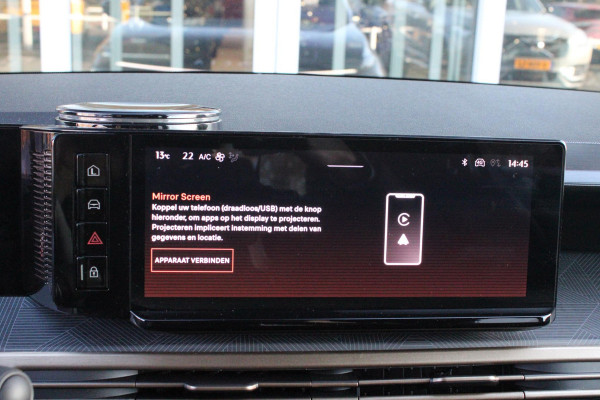 Lancia Ypsilon 1.2 110PK Turbo Hybrid LX | CAMERA VOOR/ ACHTER | ELEKTRISCH VERSTELBARE BESTUURDERSSTOEL | VELOURS BEKLEDING | STOEL VERWARMING | MASSAGEFUNCTIE BESTUURDERSSTOEL |  DRAADLOOS APPLE CARPLAY / ANDROID AUTO | DRAADLOZE TELEFOONLADER | DODEHOEK DETECTIE | CLIMATE CONTROL |