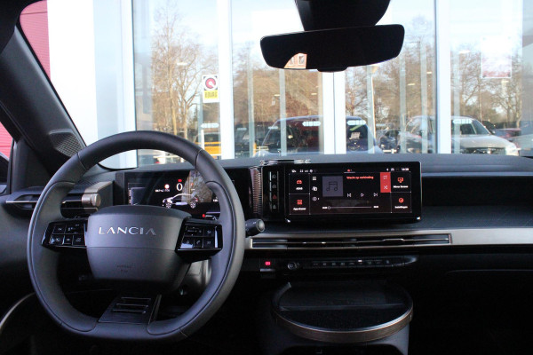 Lancia Ypsilon 1.2 110PK Turbo Hybrid LX | CAMERA VOOR/ ACHTER | ELEKTRISCH VERSTELBARE BESTUURDERSSTOEL | VELOURS BEKLEDING | STOEL VERWARMING | MASSAGEFUNCTIE BESTUURDERSSTOEL |  DRAADLOOS APPLE CARPLAY / ANDROID AUTO | DRAADLOZE TELEFOONLADER | DODEHOEK DETECTIE | CLIMATE CONTROL |