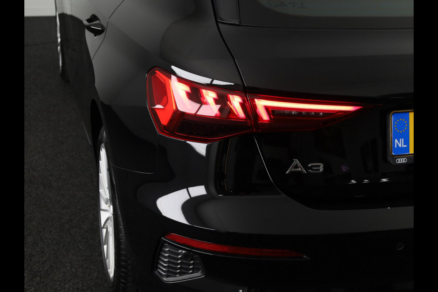Audi A3 Sportback 35 TFSI Business edition 150 pk S-tronic | Navigatie | Parkeersensoren achter | Adaptieve cruise control | Lederen bekleding | Apple Carplay/Android Auto |