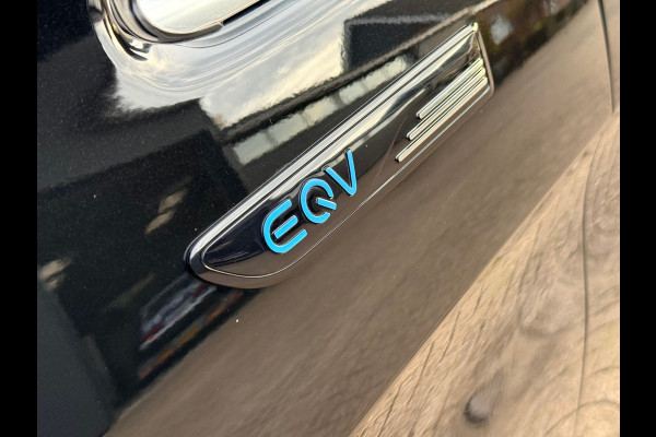 Mercedes-Benz Eqv 300 90kWh SoH 95 % L3 Extra Lang - TAXI Pakket - 8 Zits - Leder - elc. Schuif