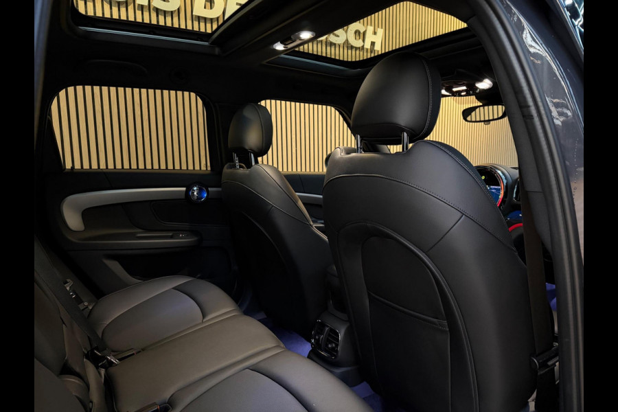MINI Countryman Cooper S E ALL4 John Cooper Works. Pano - HK