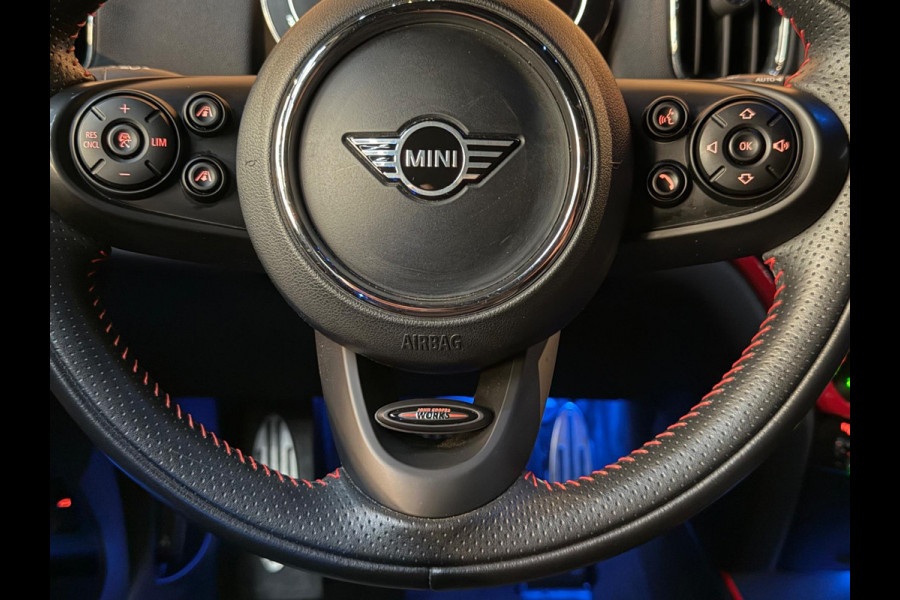 MINI Countryman Cooper S E ALL4 John Cooper Works. Pano - HK