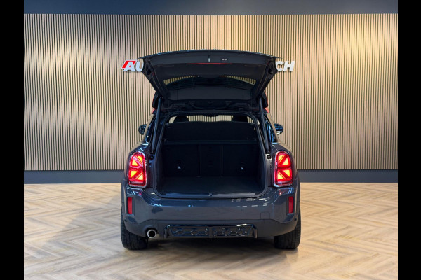 MINI Countryman Cooper S E ALL4 John Cooper Works. Pano - HK