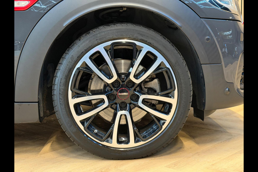 MINI Countryman Cooper S E ALL4 John Cooper Works. Pano - HK