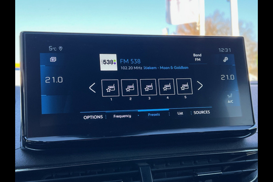 Peugeot 3008 1.2 PureTech Allure Pack Business | TREKHAAK | CAMERA | CLIMA | CARPLAY | LEDER/STOF | PDC 2X | NAVI