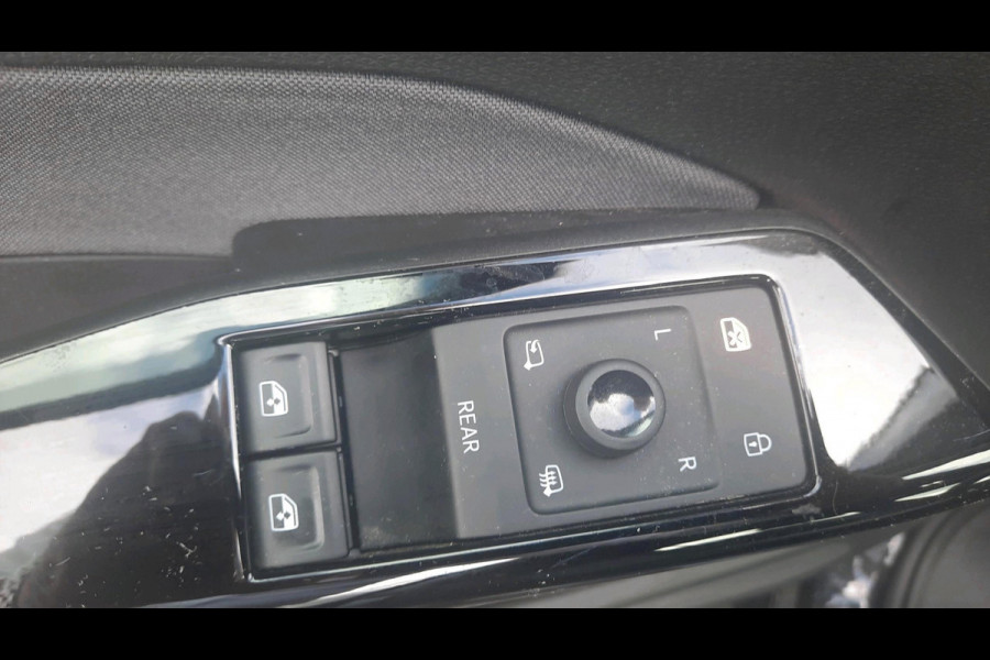 Volkswagen ID.3 204pk Pro Life 58 kWh Navigatie App Connect Parkeersensoren