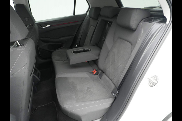 Volkswagen Golf 1.0 TSI 110pk Life Business Navigatie Memory Stoelverwarming Acc