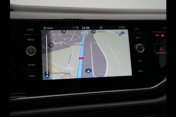 Volkswagen Polo 1.0 TSI 95pk DSG Life Camera Navigatie Carplay Keyless Digital Cockpit