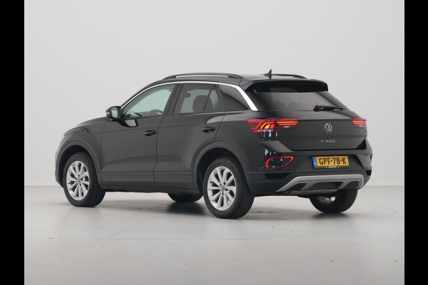 Volkswagen T-Roc 1.5 TSI 150pk DSG Navigatie Camera Acc Carplay Parkassist