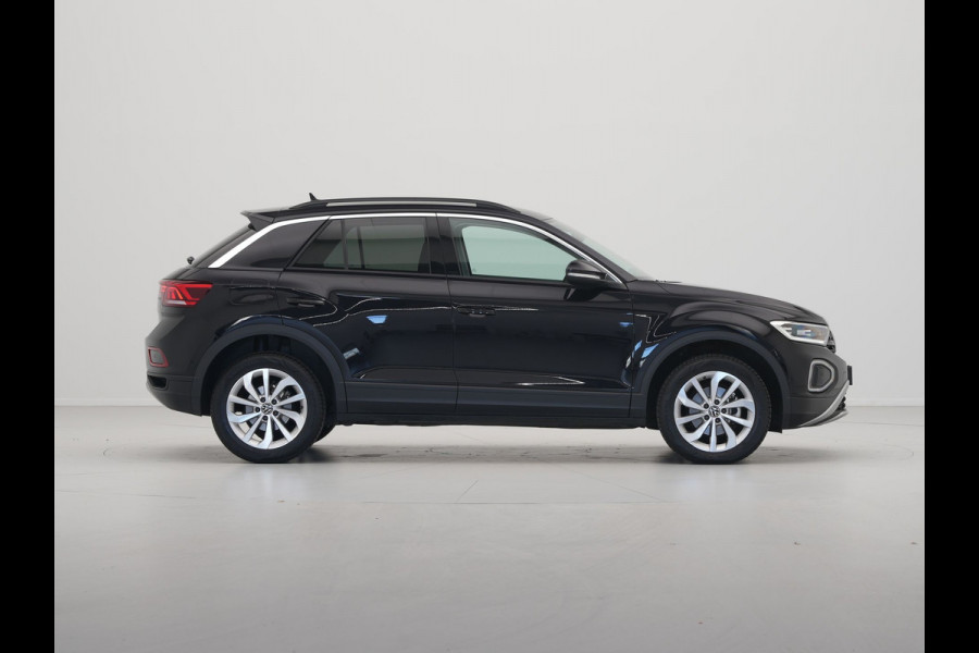 Volkswagen T-Roc 1.5 TSI 150pk DSG Navigatie Camera Acc Carplay Parkassist