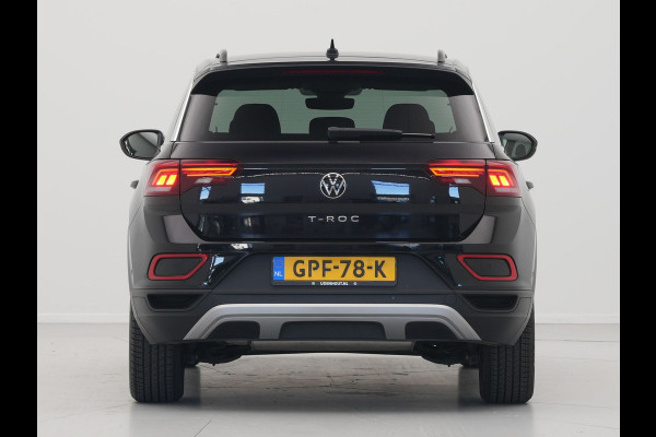 Volkswagen T-Roc 1.5 TSI 150pk DSG Navigatie Camera Acc Carplay Parkassist