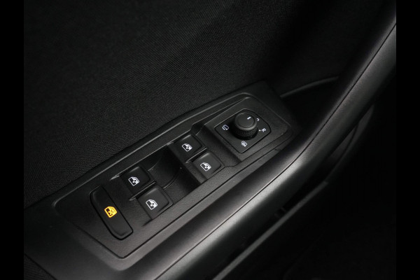 Volkswagen T-Roc 1.5 TSI 150pk DSG Navigatie Camera Acc Carplay Parkassist