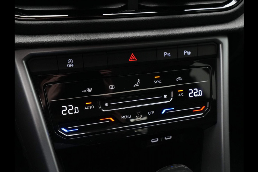 Volkswagen T-Roc 1.5 TSI 150pk DSG Navigatie Camera Acc Carplay Parkassist