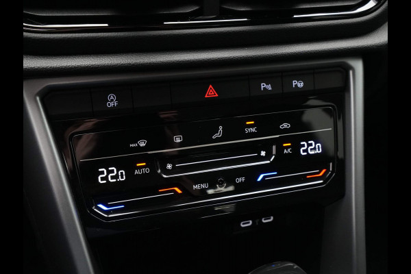 Volkswagen T-Roc 1.5 TSI 150pk DSG Navigatie Camera Acc Carplay Parkassist