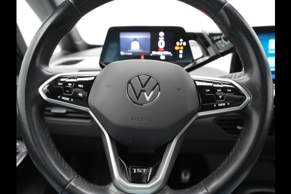 Volkswagen ID.3 First Max 58 kWh 204pk Trekhaak Navigatie Camera Stoelverwarming Side ass.