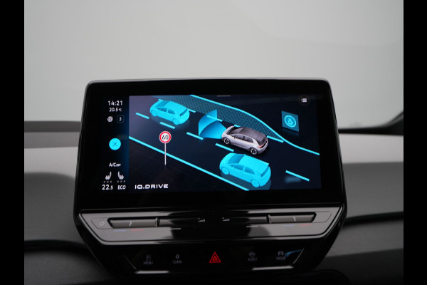 Volkswagen ID.3 First Max 58 kWh 204pk Trekhaak Navigatie Camera Stoelverwarming Side ass.