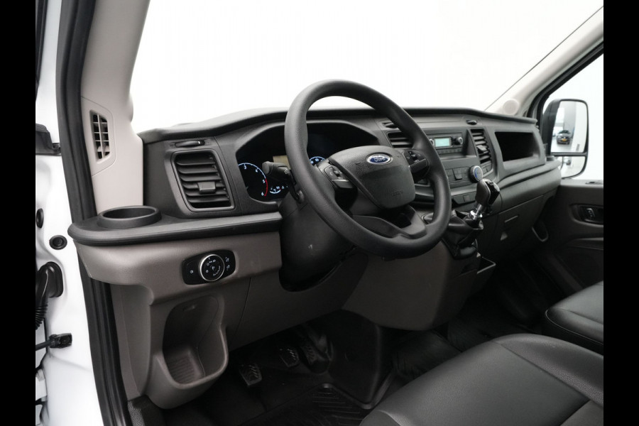 Ford Transit Dubbele Cabine Pick-Up 310 2.0 TDCI 96kW 130PK L2H1 Ambiente Airco Bluetooth Trekhaak 7 persoons