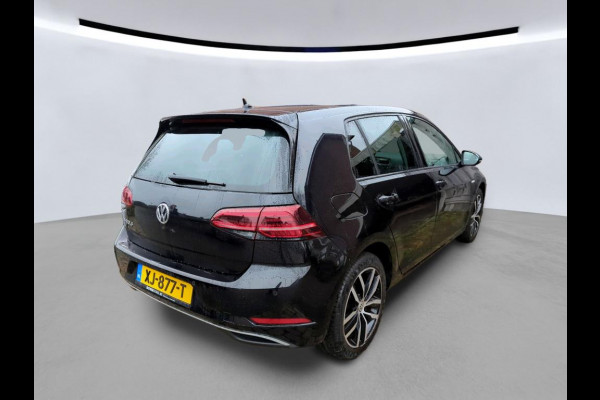 Volkswagen e-Golf e-Golf 136pk Warmtepomp Camera Acc Navigatie