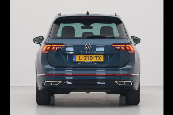 Volkswagen Tiguan 1.5 TSI 150pk DSG R-Line Navigatie Wegkl. trekhaak Acc Elek. kofferklep