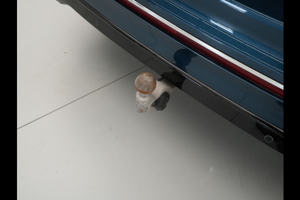 Volkswagen Tiguan 1.5 TSI 150pk DSG R-Line Navigatie Wegkl. trekhaak Acc Elek. kofferklep