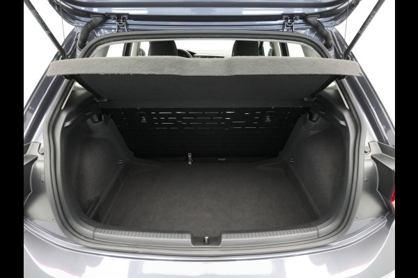 Volkswagen Polo 1.0 TSI 95pk Navi via App Cruise Airco Lichtsensor