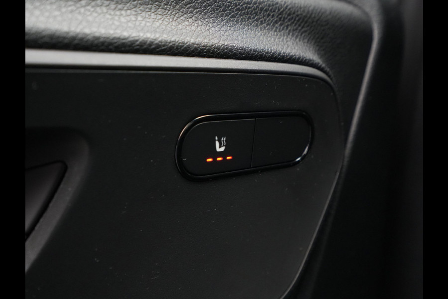 Mercedes-Benz Sprinter Dubbele Cabine 319 2.0 CDI 140kW 190PK L3H3 AUT Navigatie Trekhaak Camera Stoelverwarming