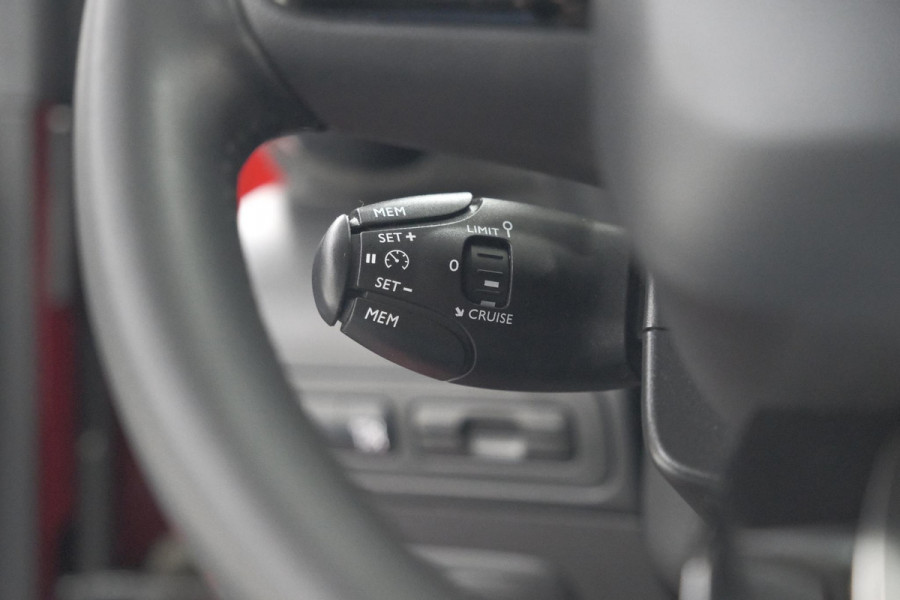 Citroën C3 Aircross PureTech 110 Feel | Trekhaak | Camera | Apple Carplay