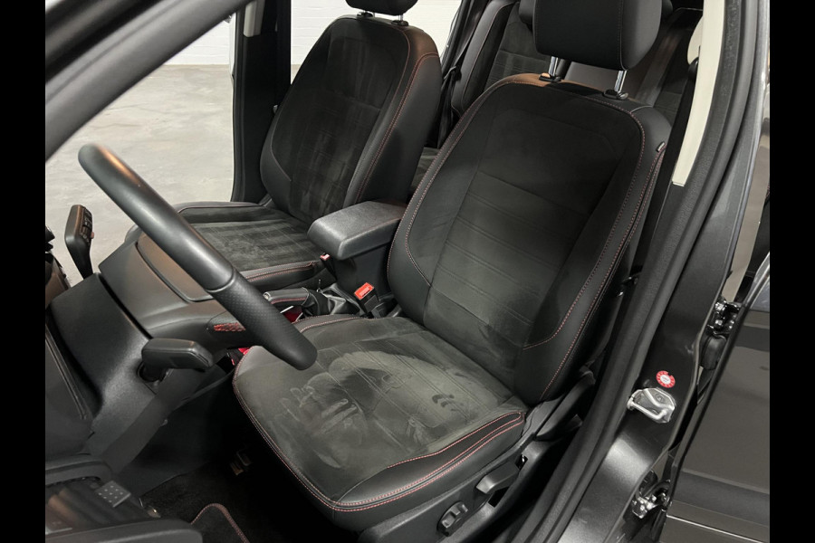 Ford EcoSport 1.0 EcoBoost ST-Line Trekhaak | Cruise C. | Stoel-/stuurverwarming | Navigatie | Achteruitrij camera | Carplay