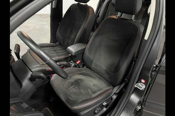 Ford EcoSport 1.0 EcoBoost ST-Line Trekhaak | Cruise C. | Stoel-/stuurverwarming | Navigatie | Achteruitrij camera | Carplay