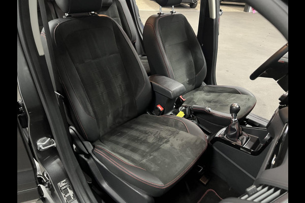 Ford EcoSport 1.0 EcoBoost ST-Line Trekhaak | Cruise C. | Stoel-/stuurverwarming | Navigatie | Achteruitrij camera | Carplay