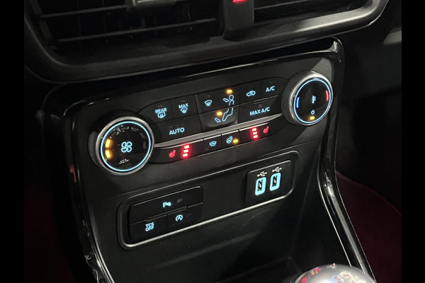 Ford EcoSport 1.0 EcoBoost ST-Line Trekhaak | Cruise C. | Stoel-/stuurverwarming | Navigatie | Achteruitrij camera | Carplay