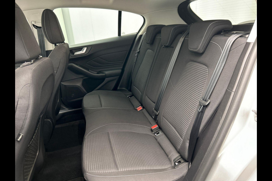Ford Focus 1.0 EcoBoost Business | Stoel/Stuur Verwarming | Navigatie | Lichtmetaal | Camera
