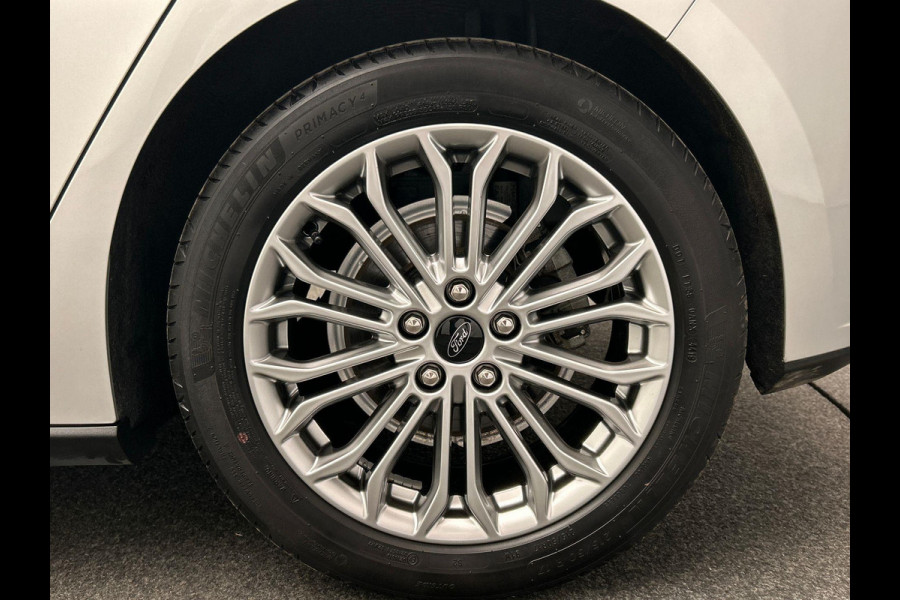 Ford Focus 1.0 EcoBoost Business | Stoel/Stuur Verwarming | Navigatie | Lichtmetaal | Camera