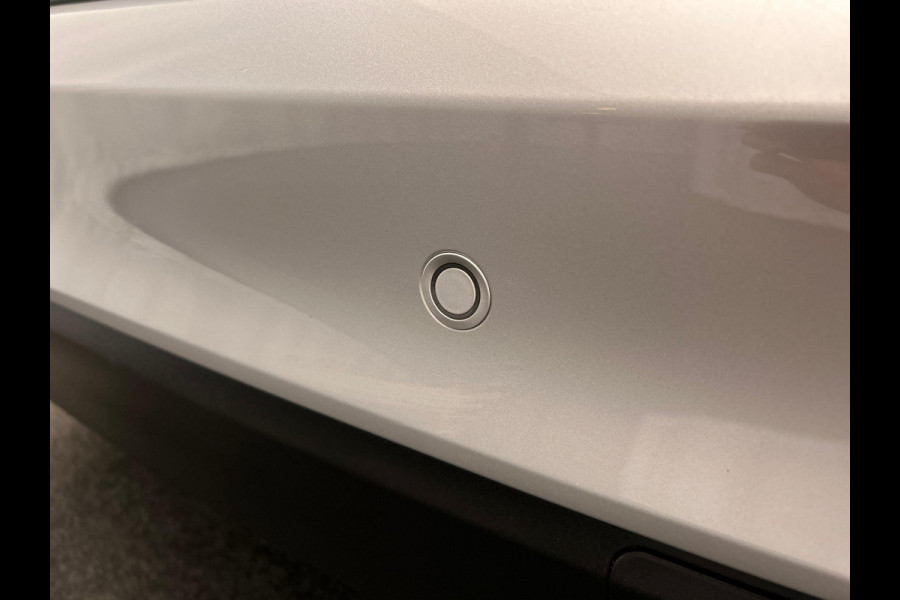 Ford Focus 1.0 EcoBoost Business | Stoel/Stuur Verwarming | Navigatie | Lichtmetaal | Camera