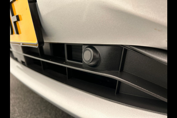 Ford Focus 1.0 EcoBoost Business | Stoel/Stuur Verwarming | Navigatie | Lichtmetaal | Camera